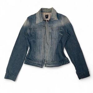 Vintage y2k 2004 GAP Women's Blue Denim Jacket - Small